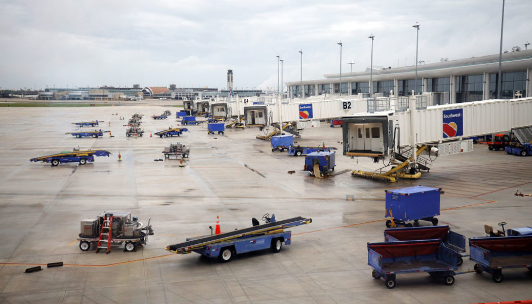 New Orleans Baggage Handler Dies After Hair Get Caught In Machine