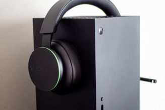 New Xbox noise suppression will remove breathing, clicks, and music in party chats