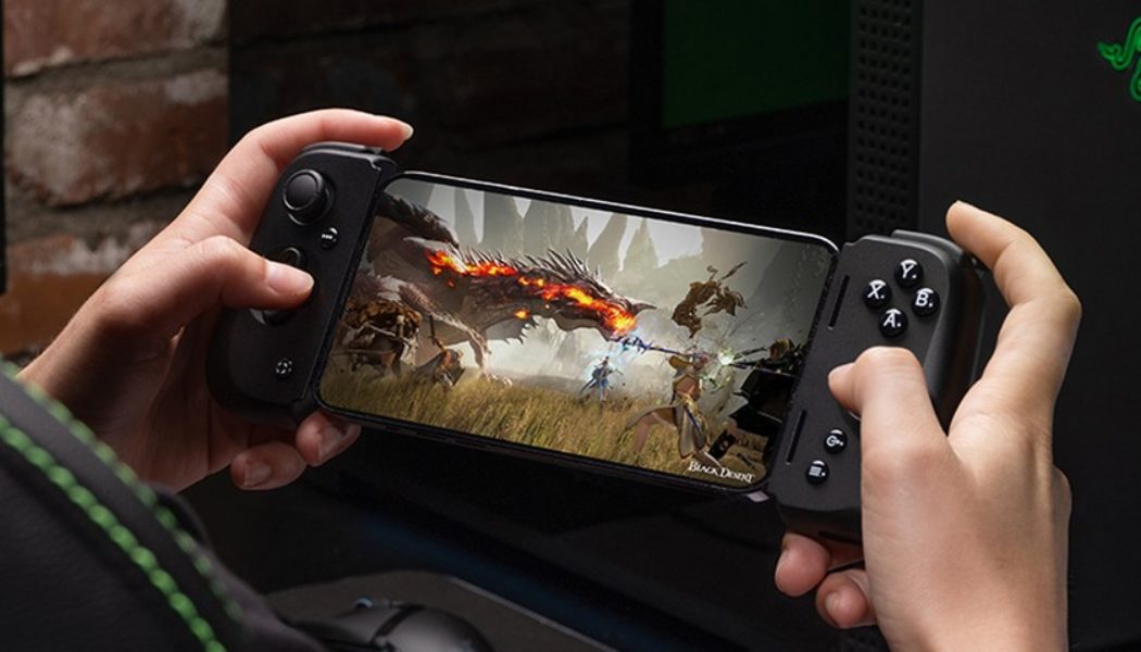 Razer Updates the Kishi V2 Mobile Controller With iPhone Support