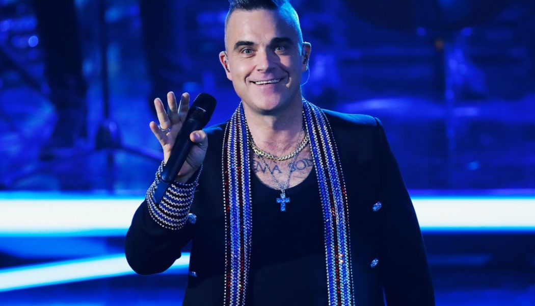 Robbie Williams Racing to 14th U.K. No. 1 With ‘XXV’