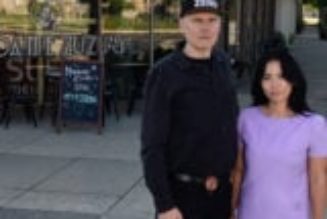 Smashing Pumpkins Go Rock Opera on 33-Track, Three-Installment New Album