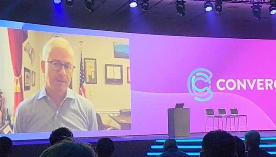 US lawmaker hints at calling for Republican votes in 2022 midterms over crypto policies