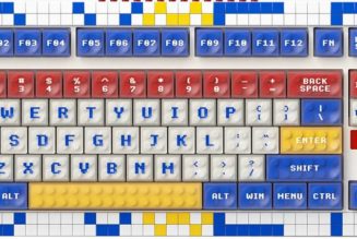 You can customize this keyboard with your own Lego bricks