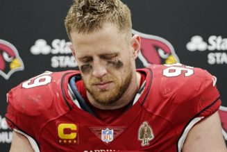 Arizona Cardinals Defensive End JJ Watt Plays Days After Heart Complications