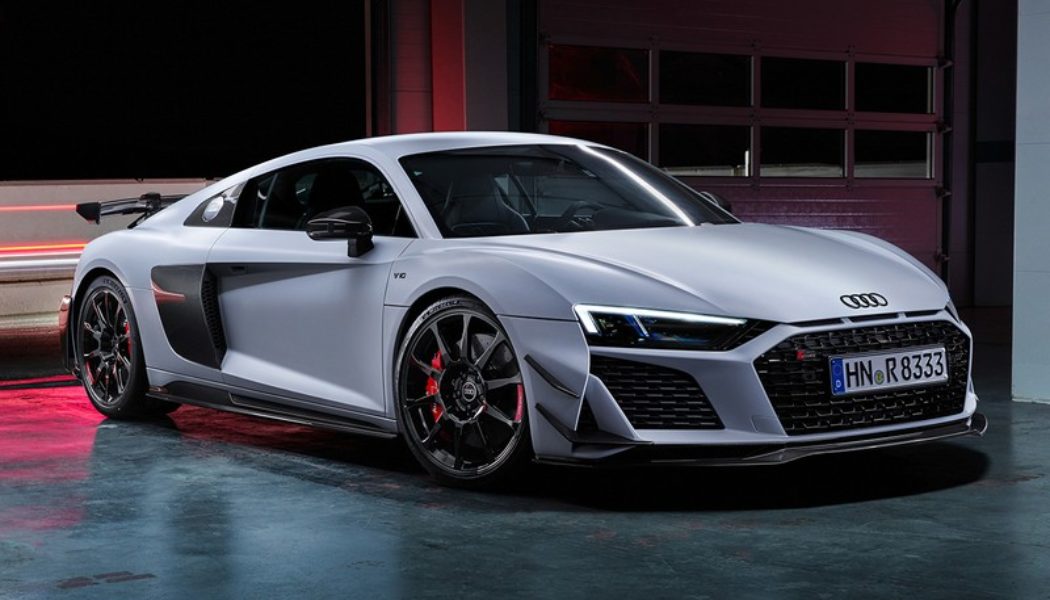 Audi Unveils Its Hardest R8 to Date, the 620 HP Coupé V10 GT RWD