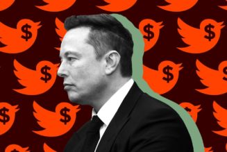 Elon Musk seems to feel at home inside Twitter’s HQ as ‘Chief Twit’