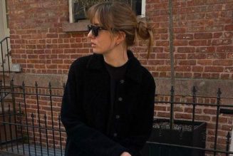 I’m a Fashion Editor—5 Ways I’m Wearing Autumn’s Comfiest Shoe Trend