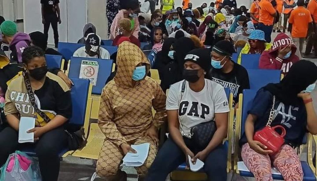 PHOTOS: FG Evacuates 542 Stranded Nigerians From UAE