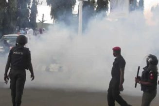 PHOTOS: Police Shoot Teargas, Water Canon at Peaceful #EndSARS Memorial Procession in Lekki Tollgate (Happening Now)