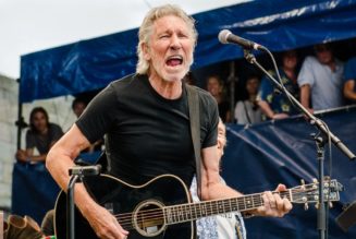 Roger Waters Endangers Pink Floyd Catalog Sale with Ukraine, Israel Comments: Report