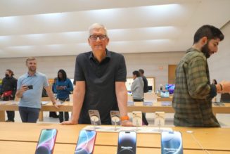 Tim Cook is latest CEO to question the ‘metaverse’