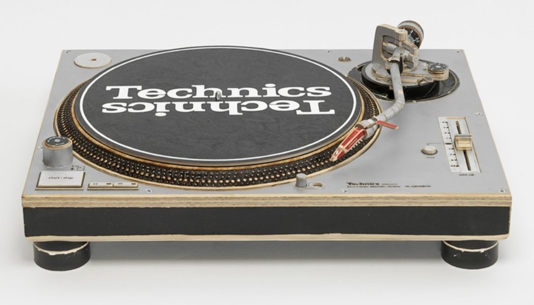 Tom Sachs Redefines “Spaceships” in New Exhibition