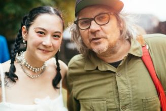 Wilco’s Jeff Tweedy to Play Free Illinois Get-Out-the-Vote Concert