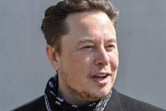 Elon Musk Says $8 USD Twitter Blue Subscription Will Provide Verification, Fewer Ads and More