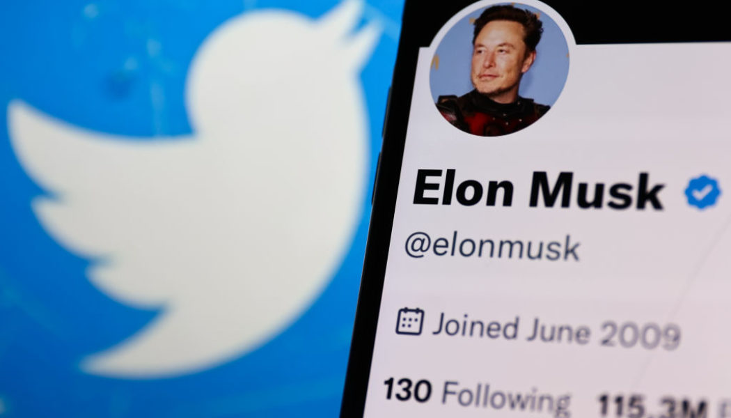Elon Musk’s Twitter Bans Employees From Entering Company Offices Until Monday
