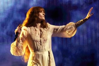 Florence Welch Breaks Foot, Florence + The Machine Postpone UK Tour