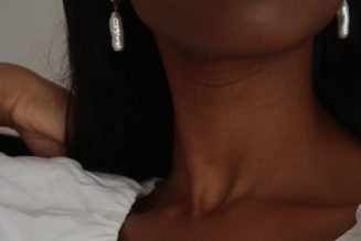 These Tops Go Perfectly With Jeans for Those “What Should I Wear?” Days