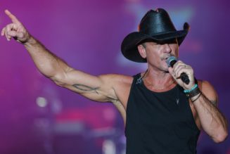 Tim McGraw Spotted Wearing Dad Tug McGraw’s Phillies Jersey at World Series Game