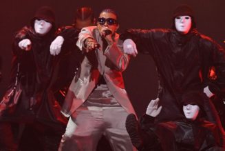 Watch Rauw Alejandro Perform “Desesperados” at the 2022 Latin Grammys