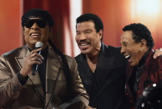 Watch Stevie Wonder, Charlie Puth, and Ari Lennox Perform Lionel Richie Tribute at the 2022 American Music Awards