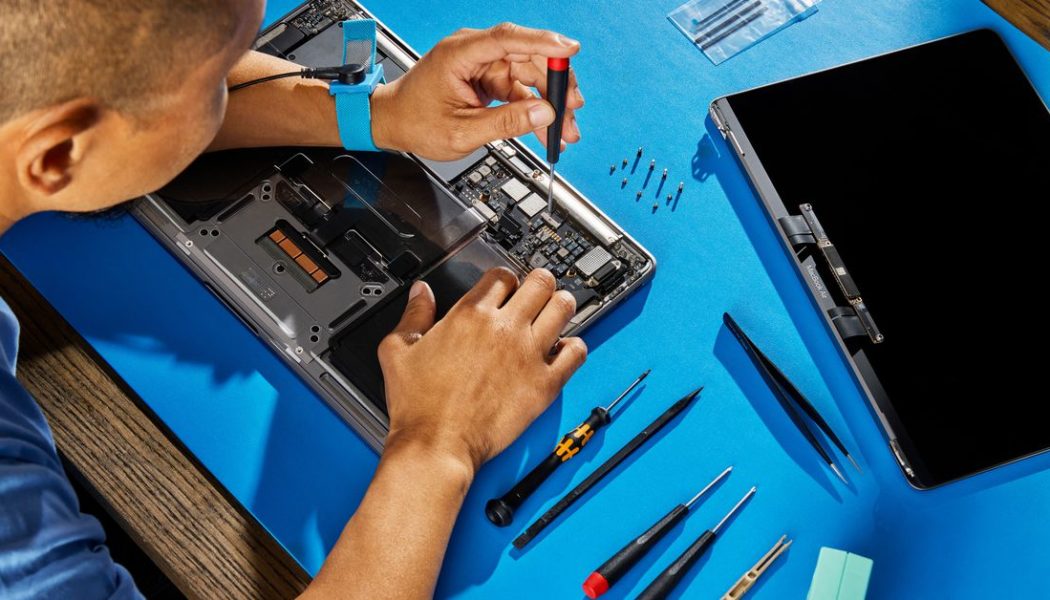 Apple’s DIY repair service launches in Europe