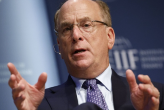 BlackRock CEO: FTX Token caused downfall, but tech still revolutionary