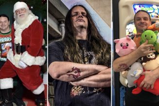 Cannibal Corpse’s Corpsegrinder Meets Mall Santa and Wins Stuffed Animals for Charity