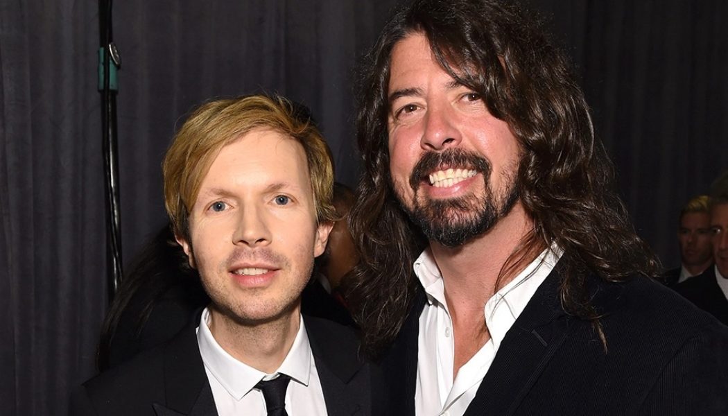 Dave Grohl and Beck Perform “E-Pro” for Hanukkah: Watch