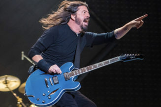 Dave Grohl Plays Rarity “Marigold” for First Time in over a Decade: Watch