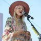 Jewel Takes Over ‘Kellyoke’ for ‘Merry Little Christmas’ Cover