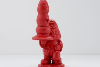 Paul McCarthy Released a New Santa with Butt Plug Sculpture