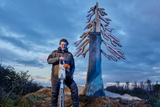 Simon O’Rourke Honors ‘Crisis Core: Final Fantasy VII Reunion’ With the Buster Sword Tree