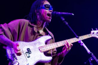 Steve Lacy’s Cracked iPhone From 2012 Is on View at the Smithsonian