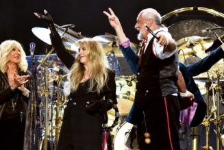 Stevie Nicks and Mick Fleetwood Pay Tribute to Christine McVie