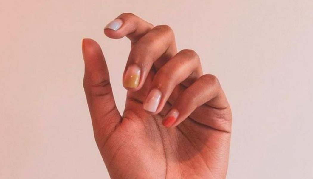 The Experts Have Spoken—This Is the New Manicure Trend Taking Over This Winter
