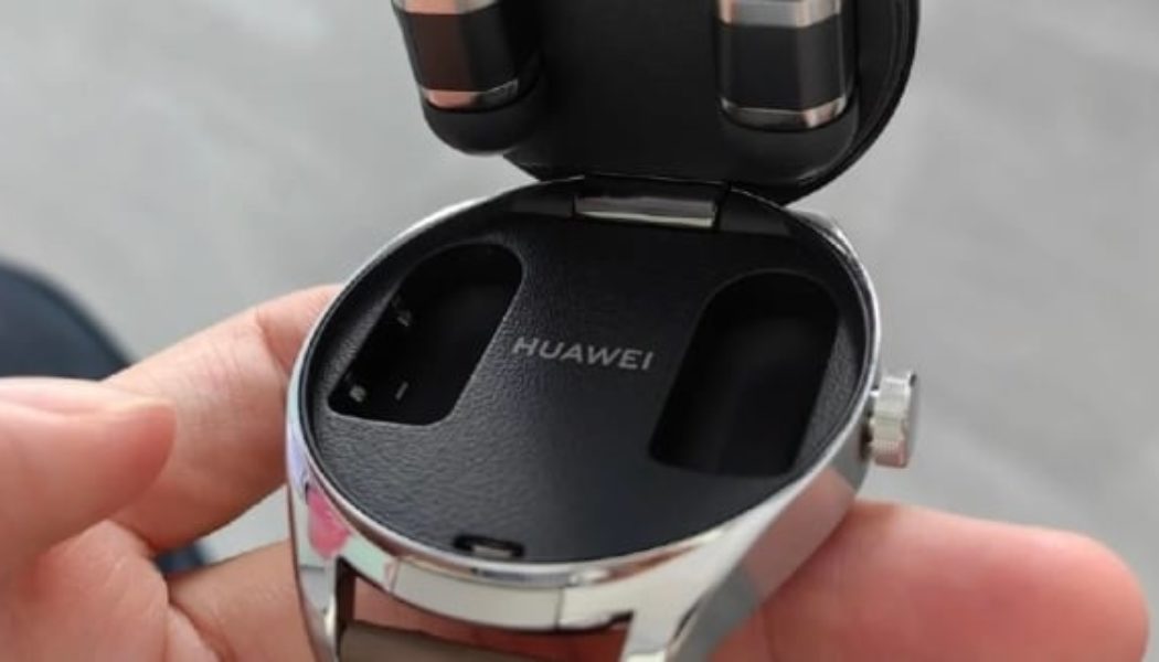 This Innovative Smartwatch Comes With Built-In Wireless Earbuds