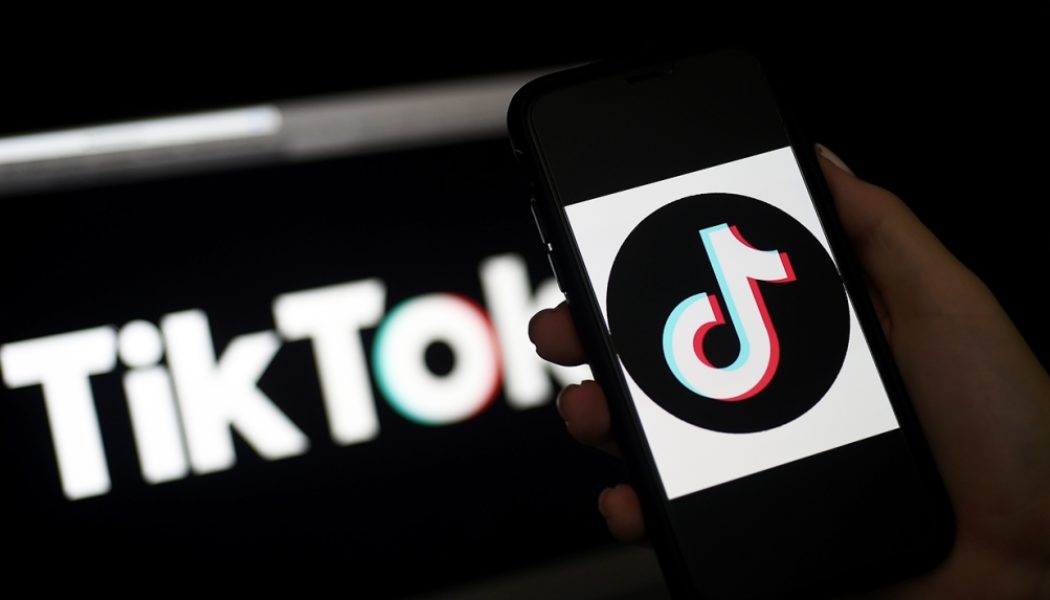 TikTok a National Security Threat Vulnerable to Chinese Government ‘Manipulation,’ FBI Director Warns