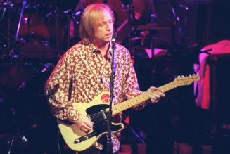Tom Petty’s ‘Live at the Fillmore’ Lights up Billboard Charts, Debuts In Top 10 on Album Sales
