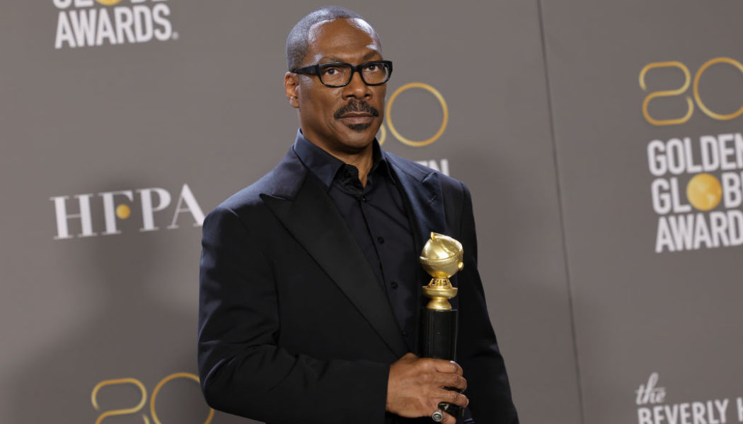 He Still Got It: Eddie Murphy Drops Epic Will Smith Joke During Golden Globes Acceptance Speech