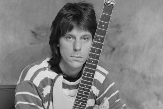 Jeff Beck, Grammy-Winning Guitarist, Dies at 78