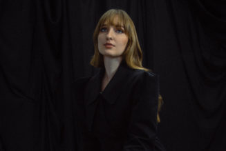 Madison Cunningham on New Album Revealer, Being Mistaken for a Waiter at the Grammys