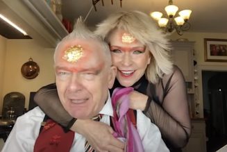 Robert Fripp and Toyah Take on The Offspring’s “The Kids Aren’t Alright”: Watch