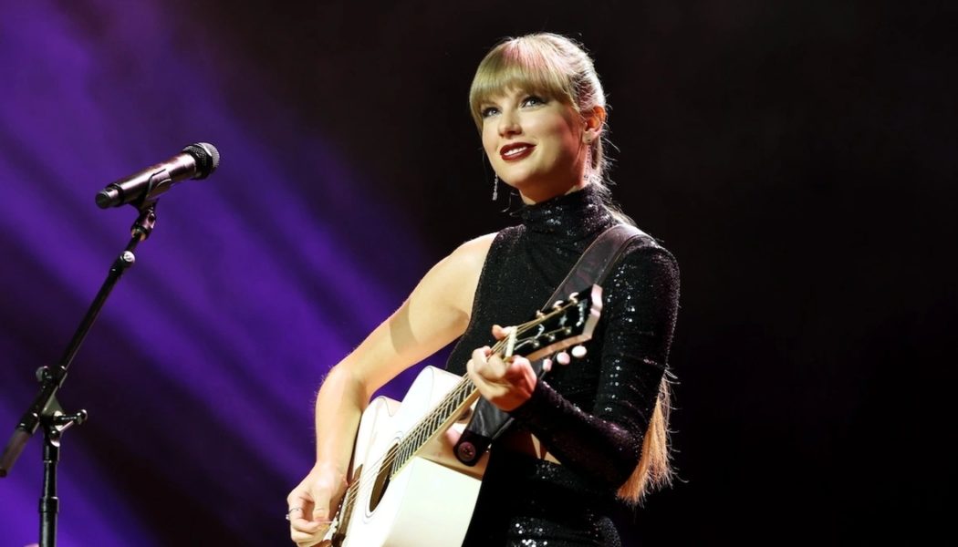 Taylor Swift Debuts “Anti-Hero” Live at The 1975’s London Concert: Watch