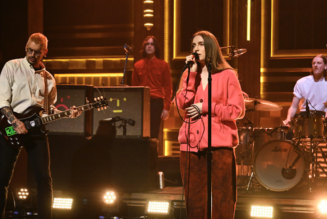 Watch Dry Cleaning Perform “Hot Penny Day” on Fallon