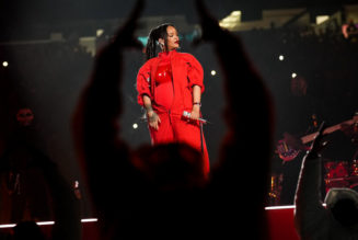 At the Super Bowl, Rihanna Returns to Music, Briefly - The New York Times