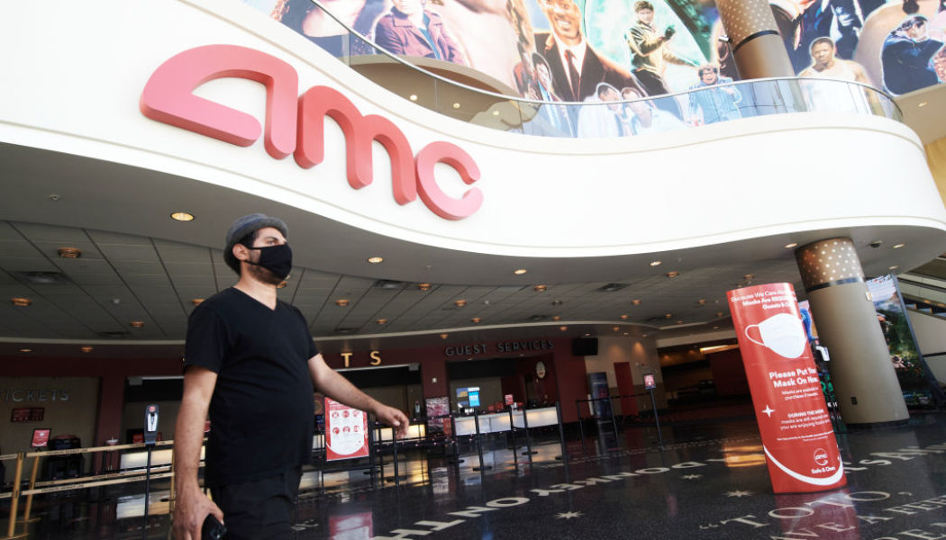 Disaster In The Making: AMC Will Have Moviegoers Battling For Middle Seats With New Ticket Pricing System