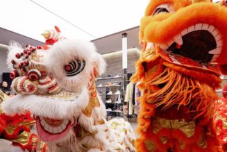 HBX and Nike NYC Celebrated the 2023 Lantern Festival With Lion Dancing and Chinese Calligraphy