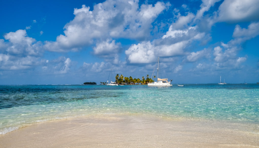 How to visit the San Blas Islands from Panama City