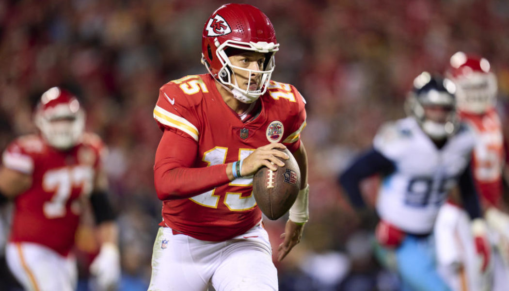NFL MVP: Chiefs QB Patrick Mahomes adds to legacy, wins his 2nd MVP award - Yahoo Sports