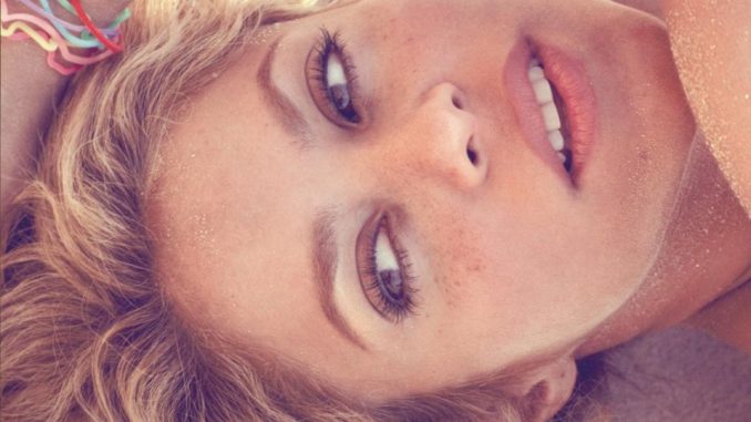 Shakira - Waka Waka (This Time For Africa)